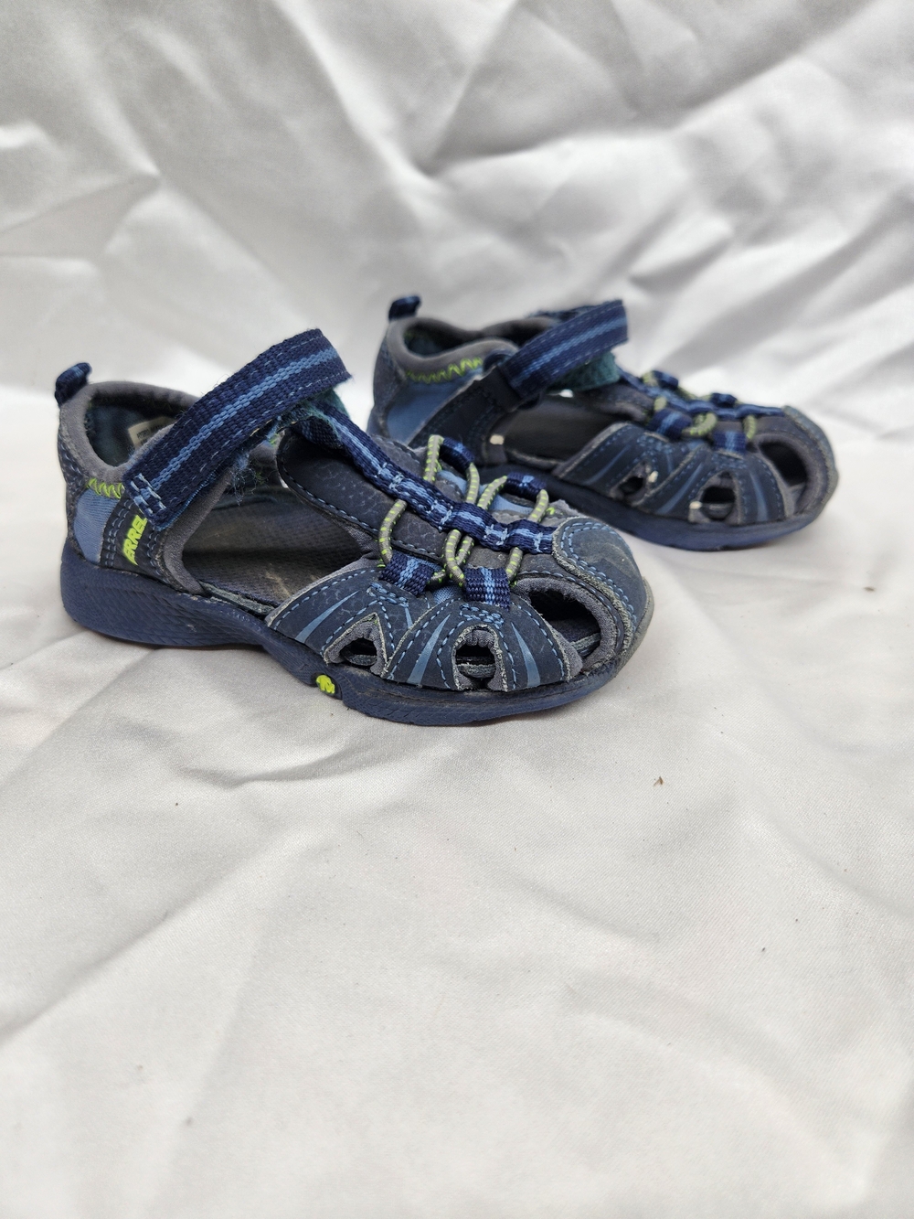 Merrell Navy Blue Closed-Toe Kids Sandals with Hook-and-Loop Strap